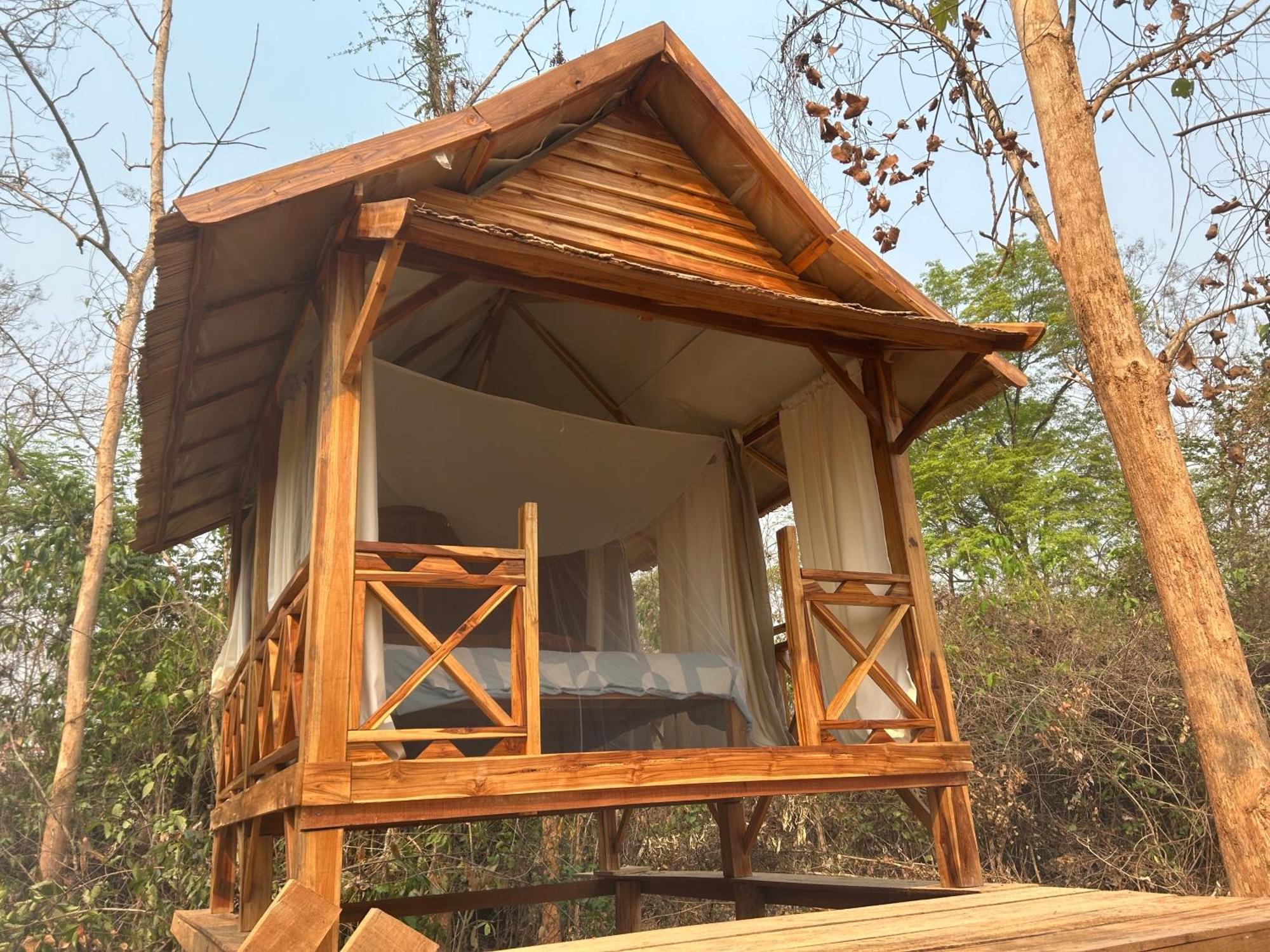Namkhan Horses Stables Luang Prabang Dış mekan fotoğraf